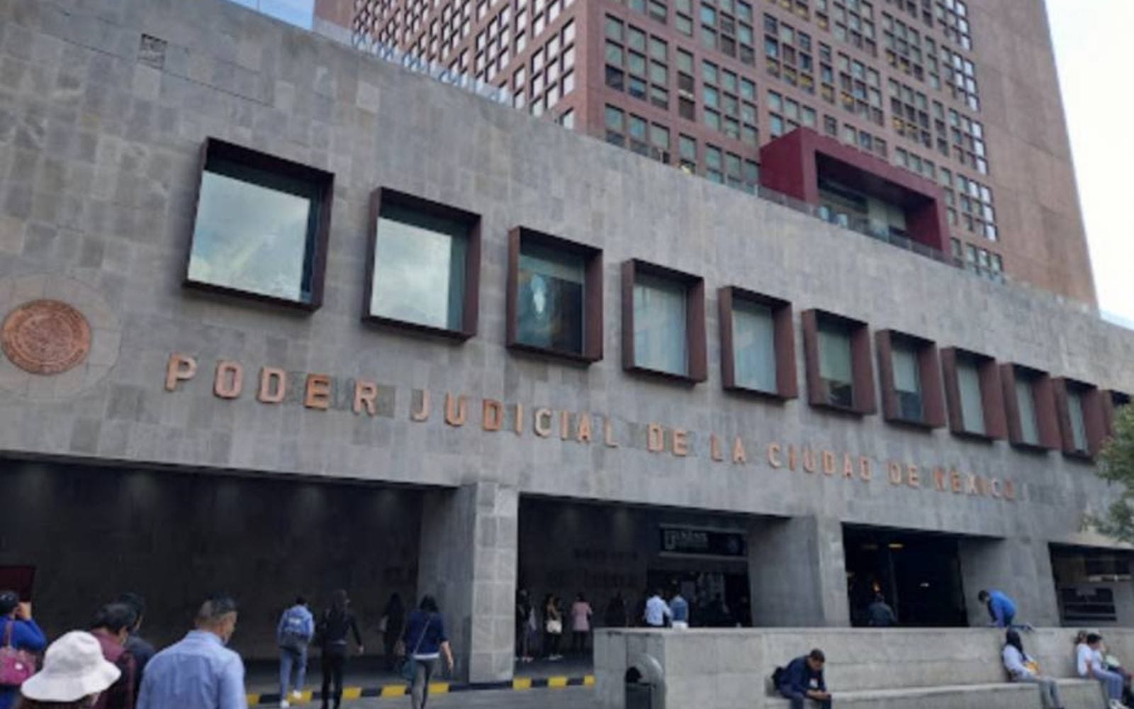 Fachada de una sede judicial, donde se siguen los asuntos familiares